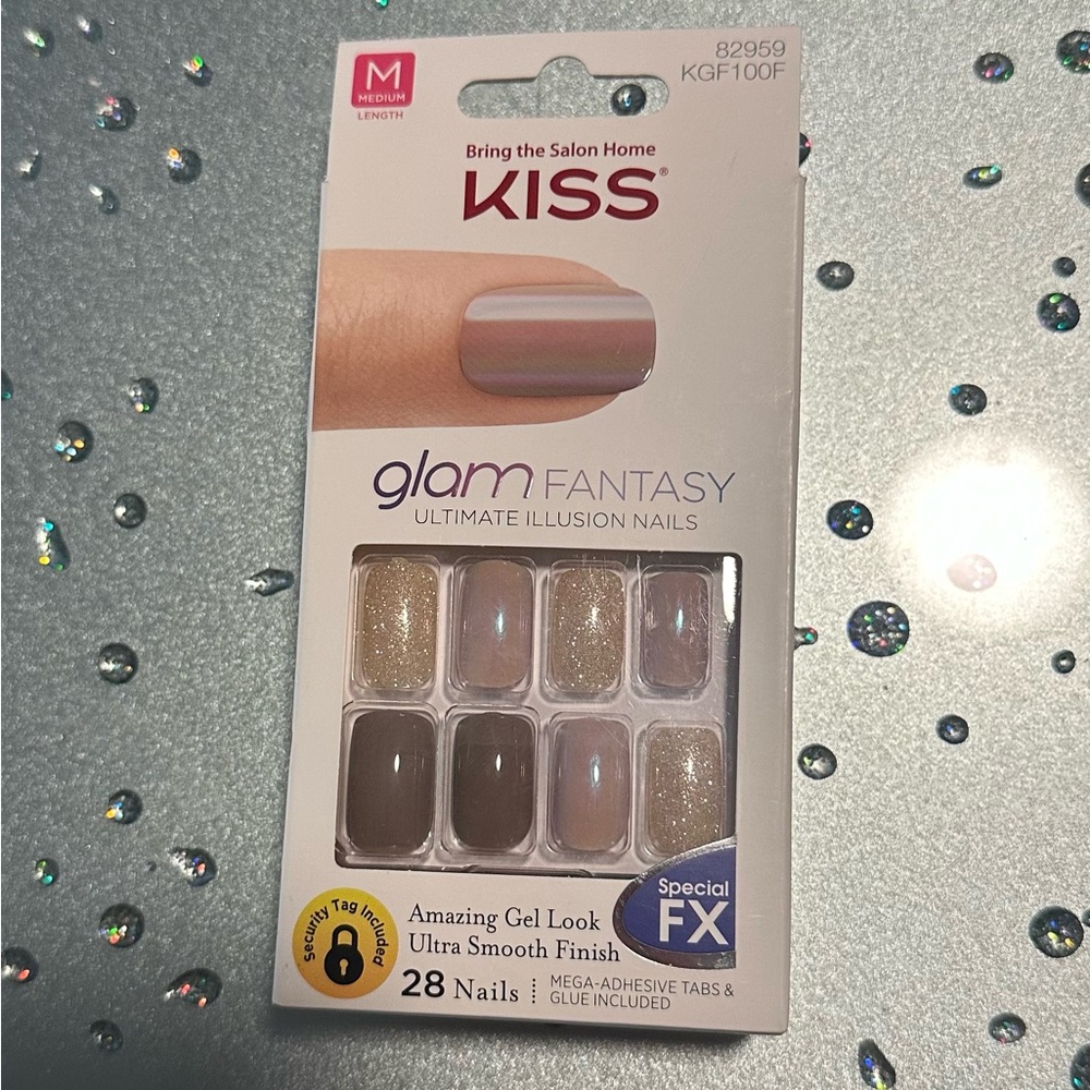 Kiss Glam Fantasy Long Press on Nails